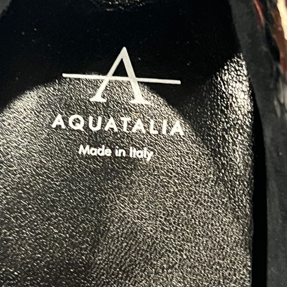 Stunning Aquatalia Snake Embossed Slip Ons - Picture 7 of 9